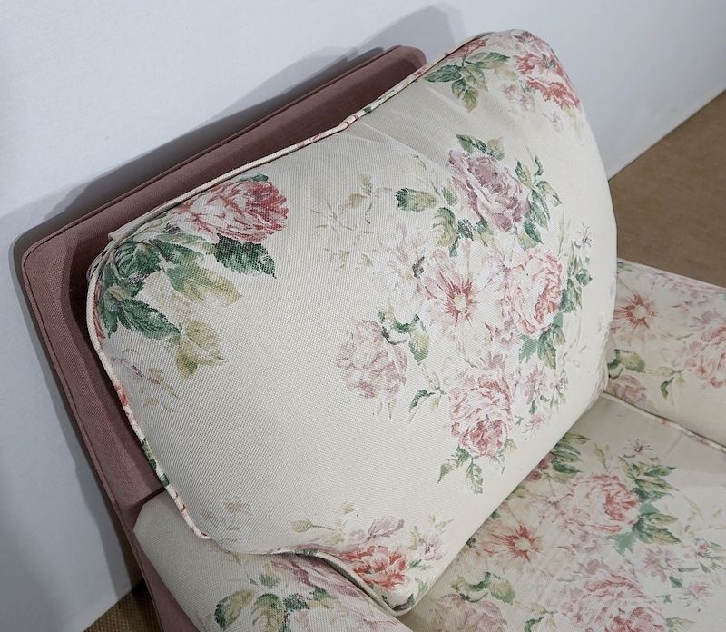 photo vintage Pair Oflounge Armchairs, English Spirit , 20th Century