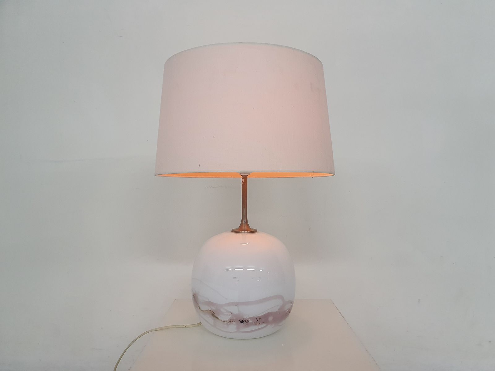 Michale Bang "Sakura" Glazen Tafellamp Voor Holmegaard, Denemarken, Ca. Jaren 1980 photo for sale