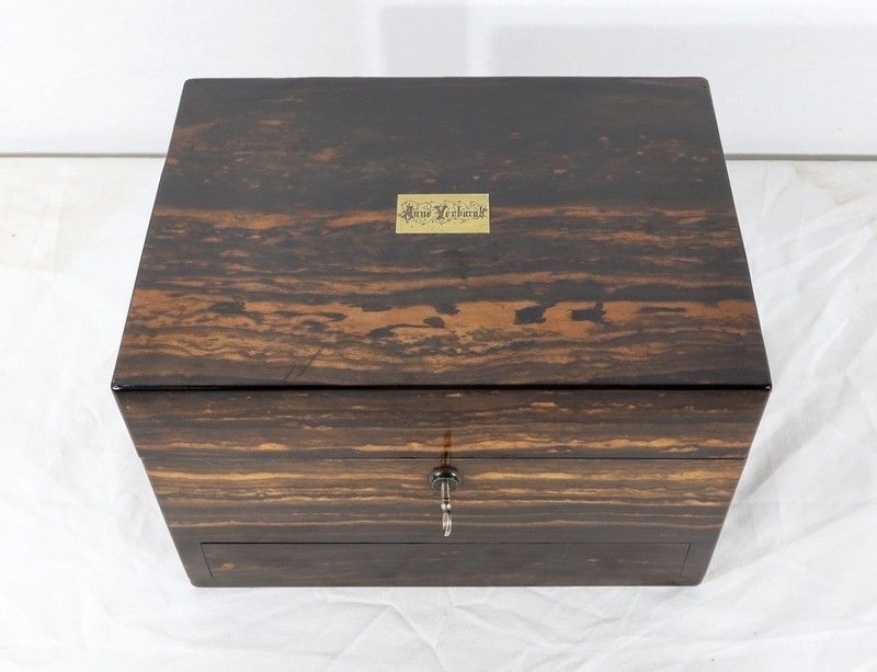 Toilet Box Signed "John Bagshaw & Sons", England   2nd Part Of The 19th Century photo vinterior