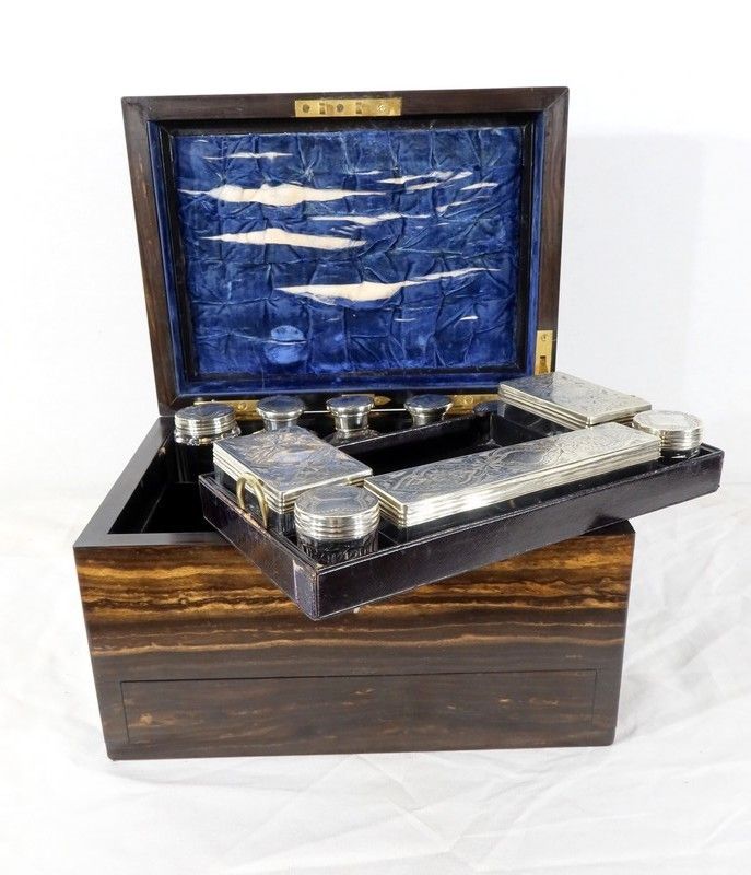 photo vintage Toilet Box Signed "John Bagshaw & Sons", England   2nd Part Of The 19th Century