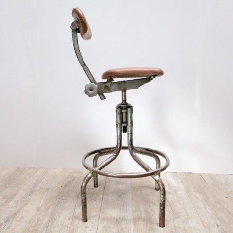 Swivel Industrial Office Chair. photo 435.0