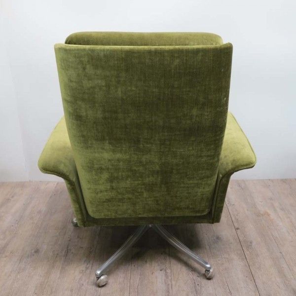 Vintage German Green Swivel Relax Lounge Chair. 1970   1975 photo Furniture