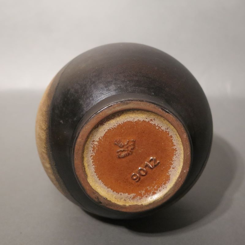 Ceramic Vase Of The Karlsruher Majolika By F. Glatzle. 1978 photo 173.0