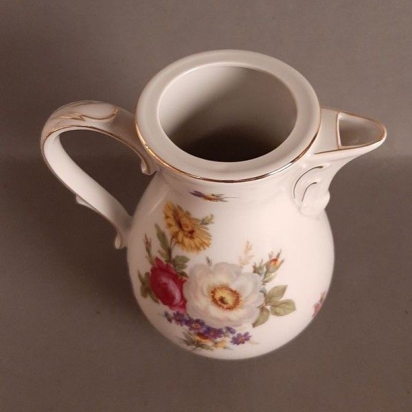 Porcelain Coffee Pot And Sugar Bowl From Tirschenreuth Bavaria. 1950   1959 photo for sale