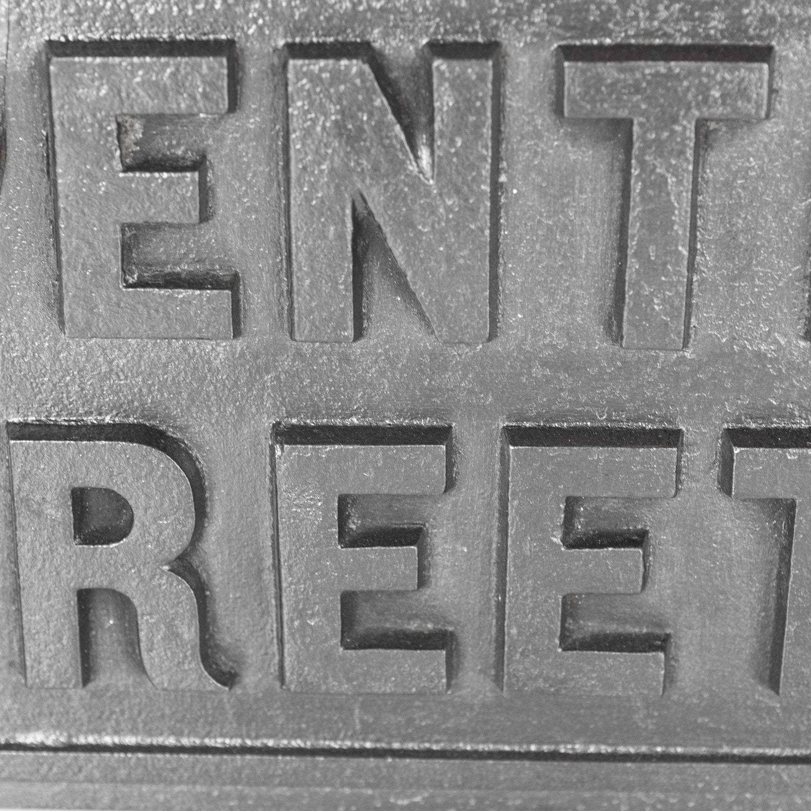 Antique Cast Iron London Street Sign: Pentlow Street photo for sale