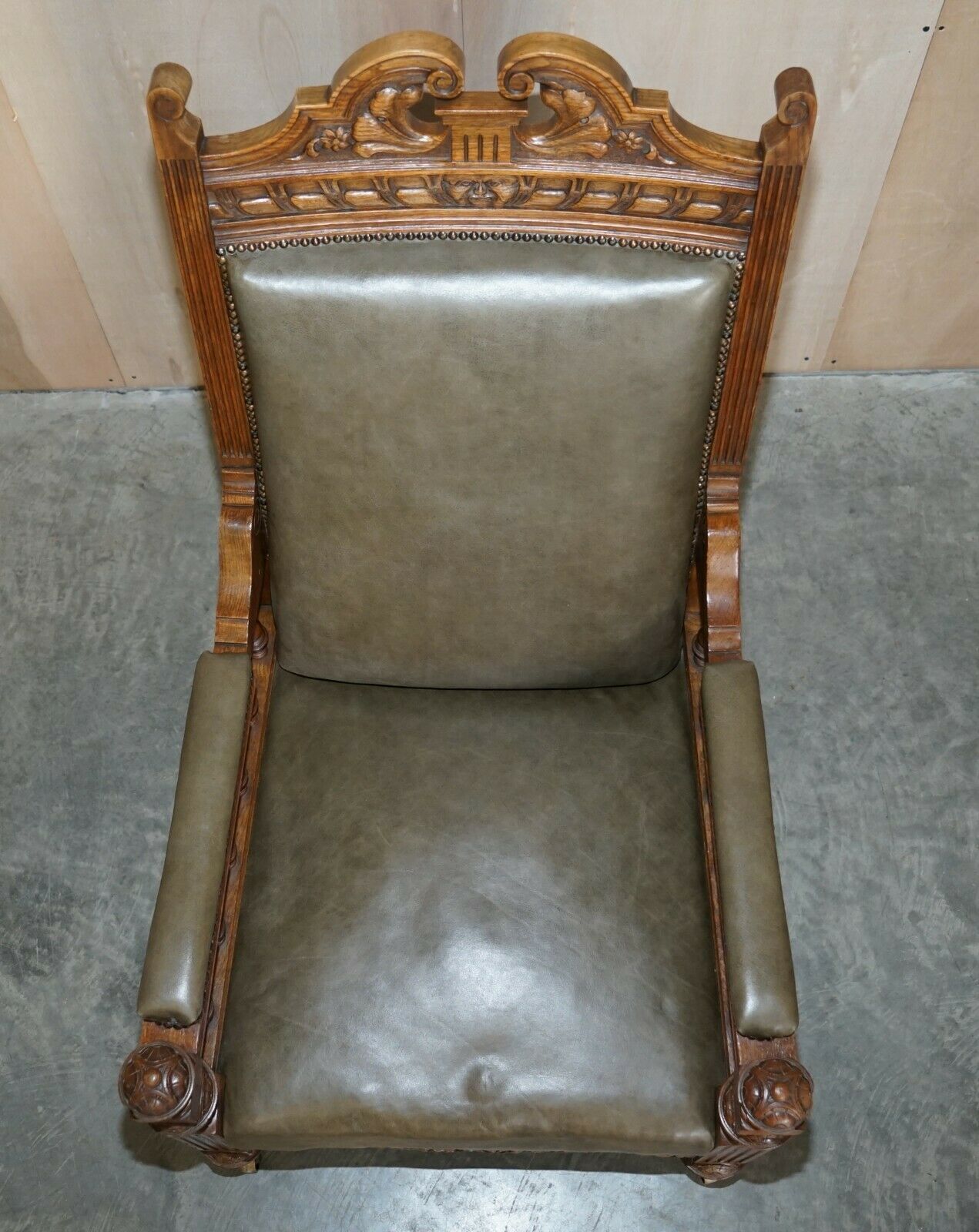 Antique Pair Of Ornately Carved Oak Framed Leather Victorian Throne Armchairs photo 5500.0