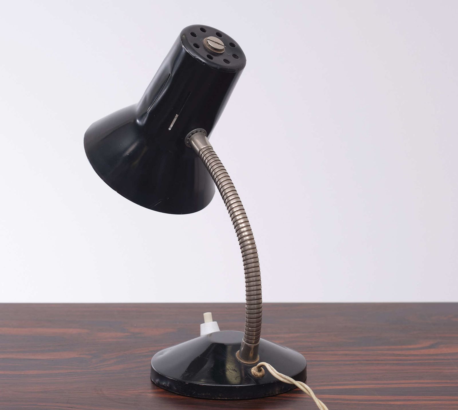 Small Hala Zeist Desk Lamp Holland, 1950s photo Lighting