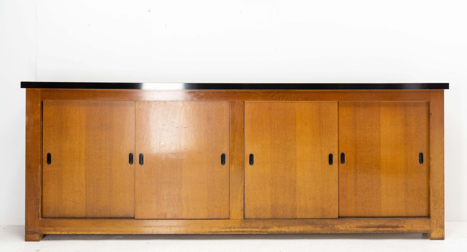Enfilade française quatre portes coulissantes en chêne, mid-century photo furniture