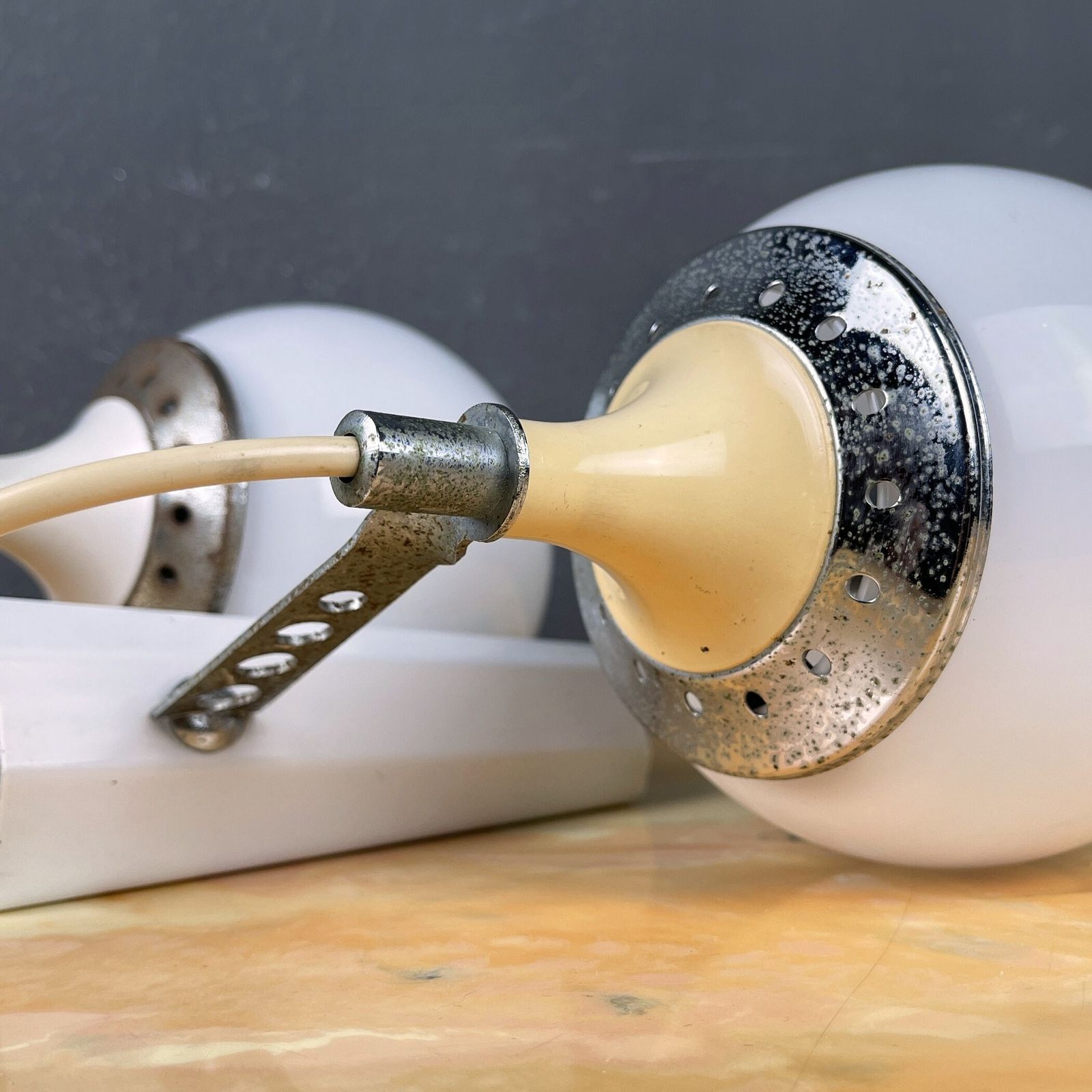 Pair Of Mid Century White Sconces Targetti Sankey Italy 1960s Retro Wall Lamps Space Age photo vinterior