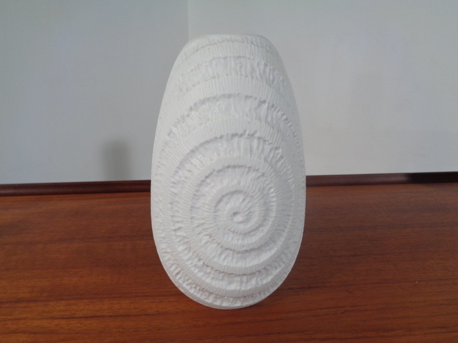photo for sale Mid Century Op Art Vases From Royal Kpm, 1960s, Set Of 3
