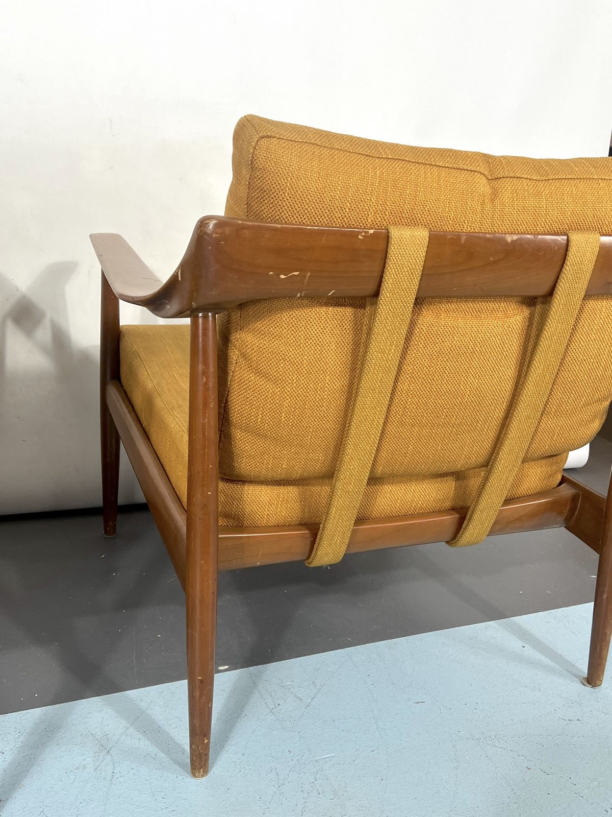 Furniture Mid Century Modern Pair Of Walter Knoll Armchairs Model 550 From 50s photo