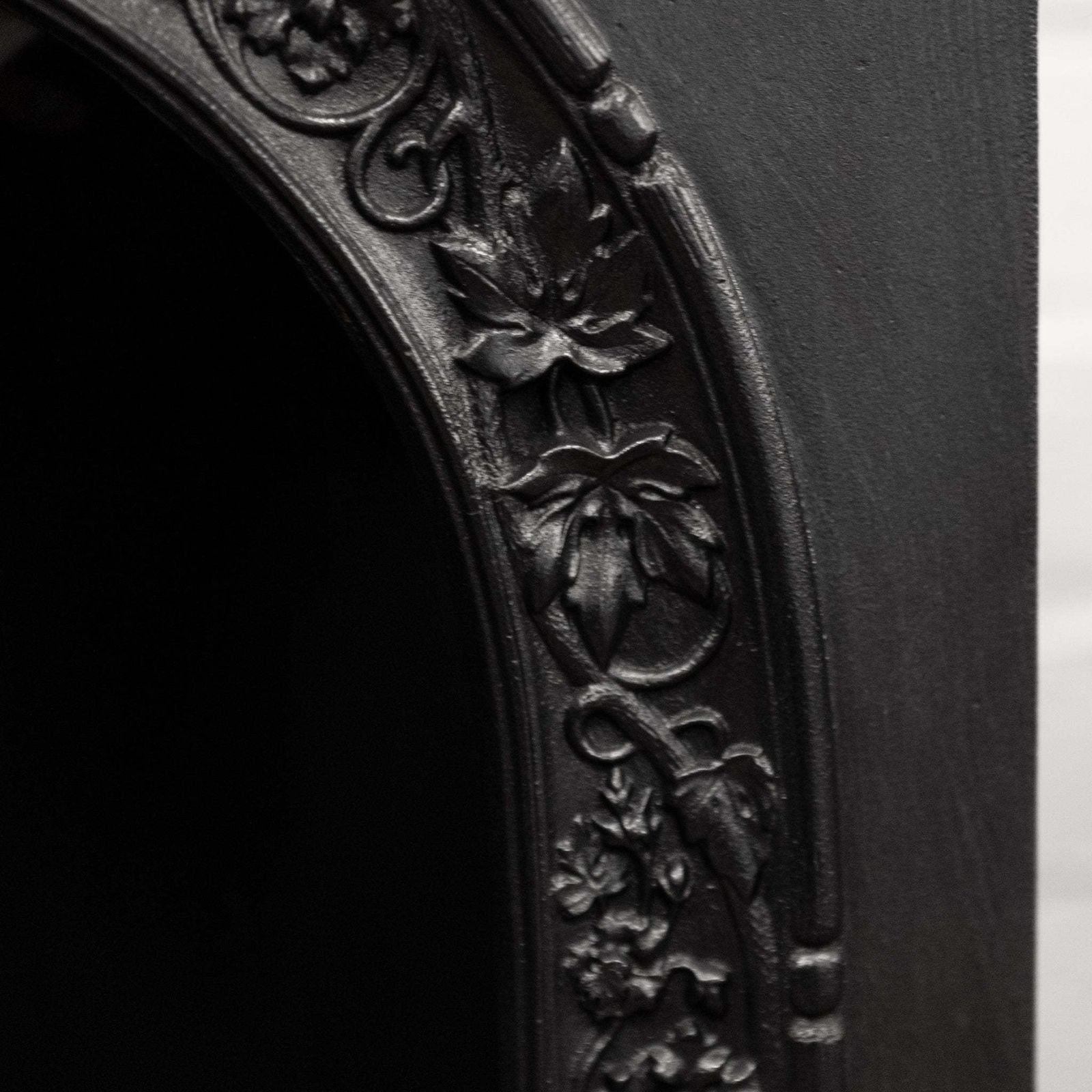 Antique Ornate Victorian Cast Iron Arched Insert photo vinterior
