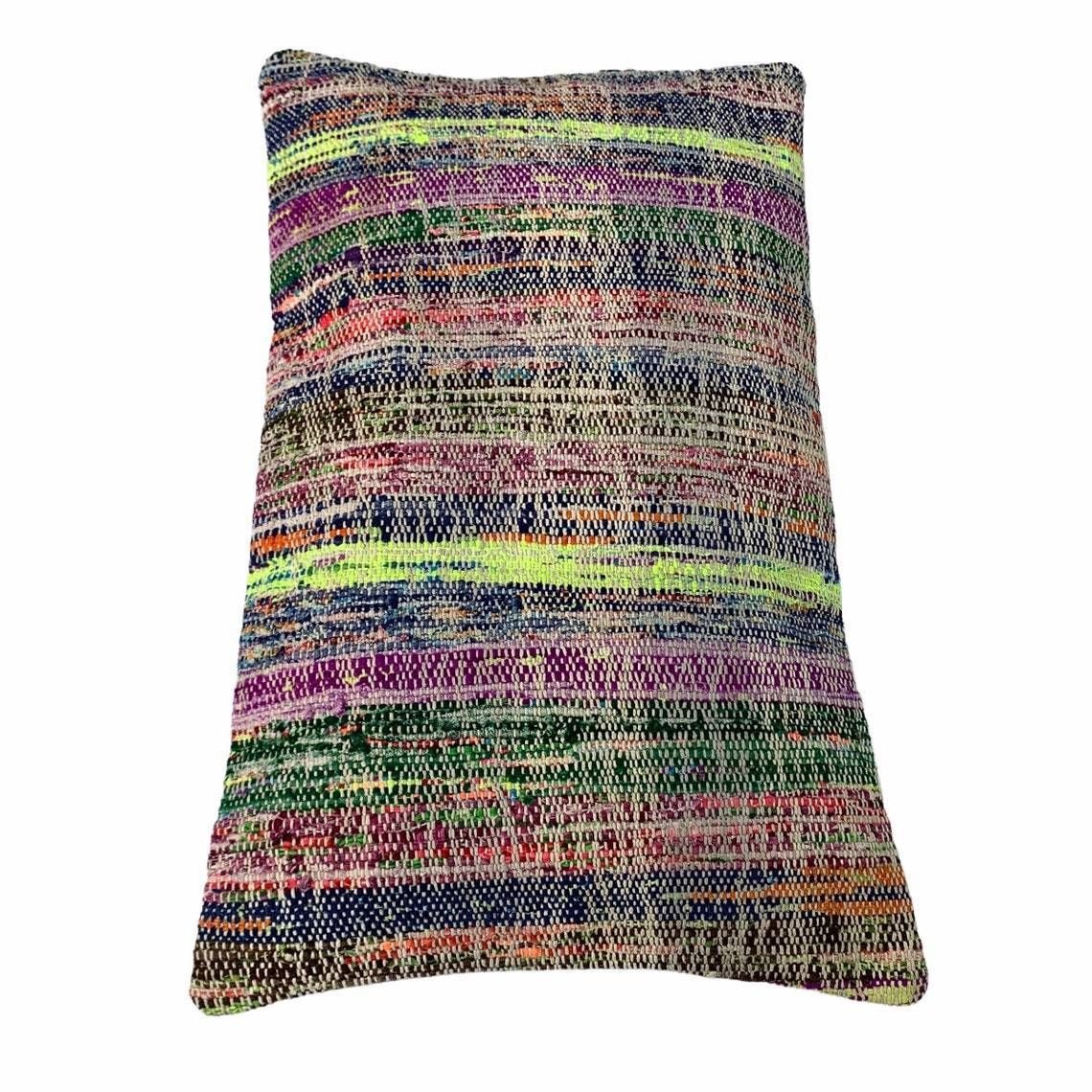 Vintage Turkse Kilim Kussenhoes, 30 X 50 Cm photo Textiel
