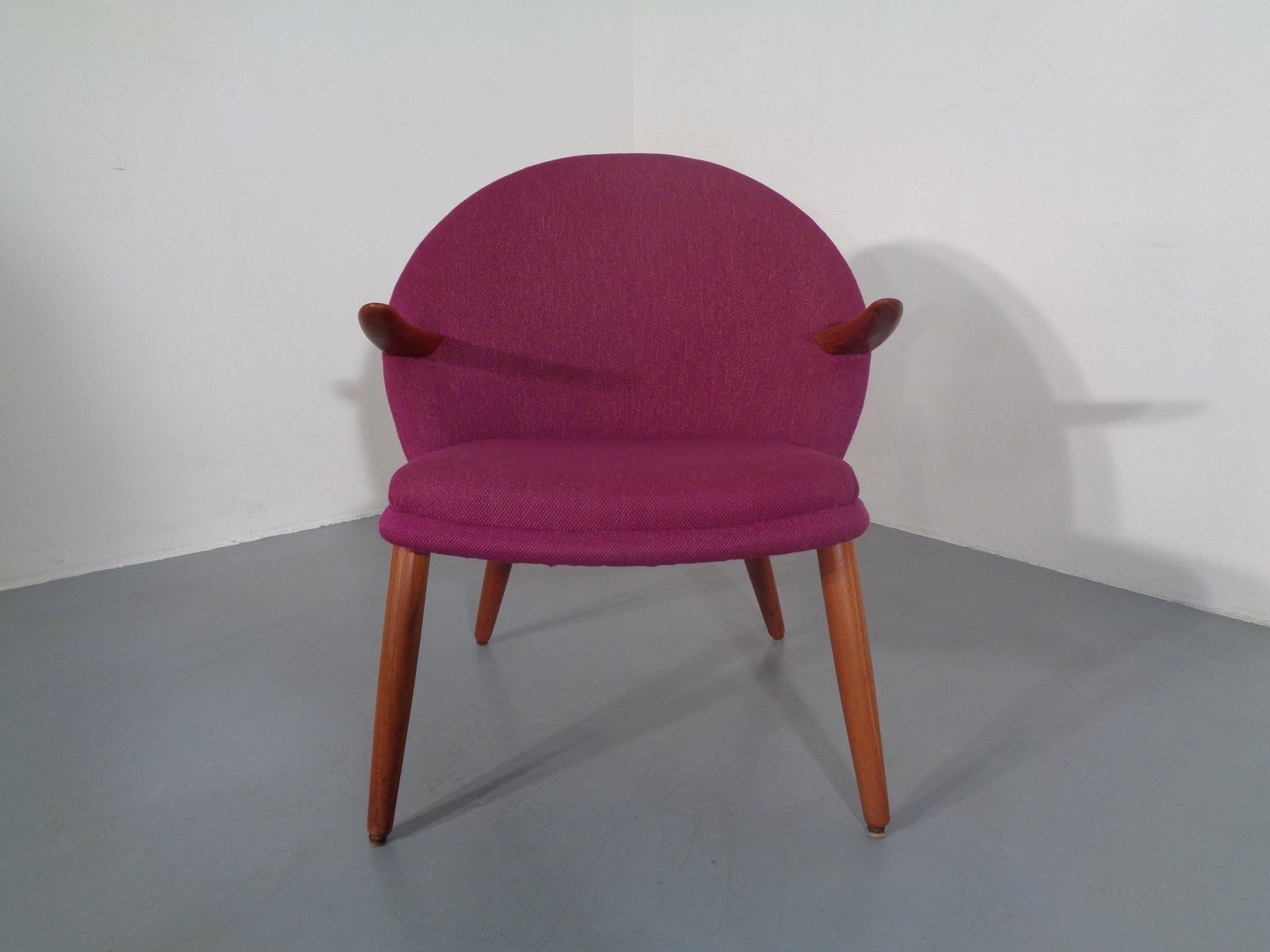 Danish Teak Armchair By Kurt Olsen For Glostrup, 1950s photo vinterior