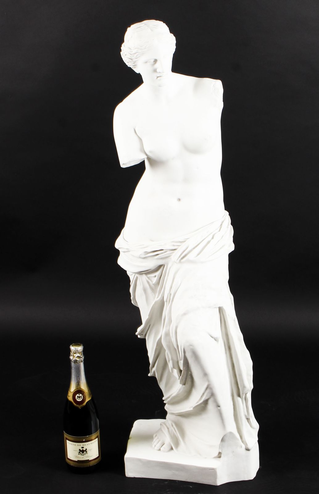 Art Stunning Composite Marble Statue Of Venus De Milo Late 20th Century photo