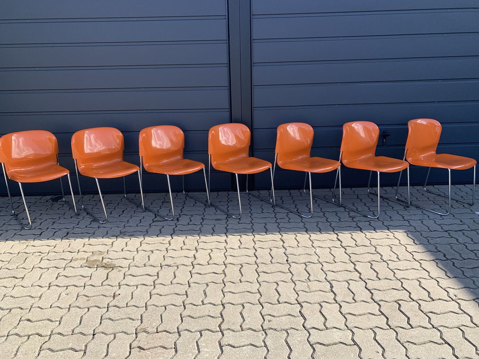 photo for sale Set Of 7 Swing Chairs Designed By Gerd Lange. Model Sm400k