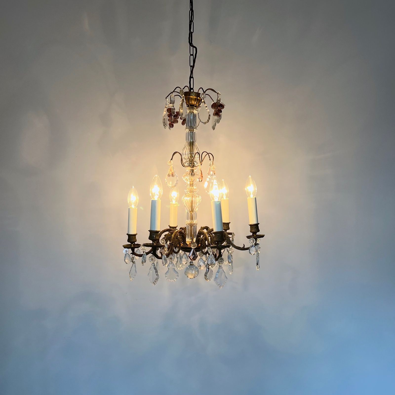 photo furniture Early 1900s French Newly Electrified Candelabra Chandelier