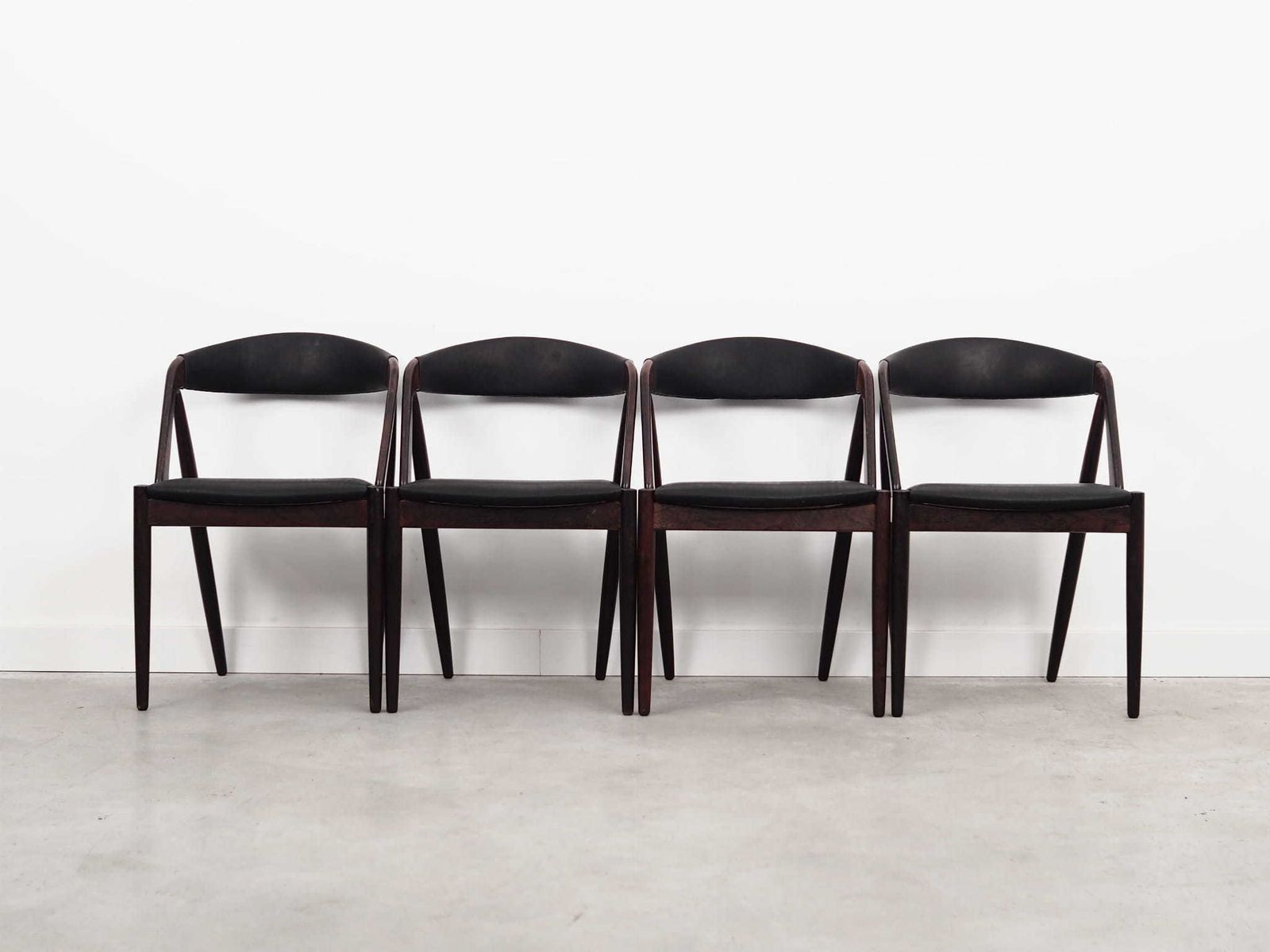 Set Van Vier Vintage Stoelen, Deens Design, Jaren 70, Gemaakt In Denemarken photo furniture