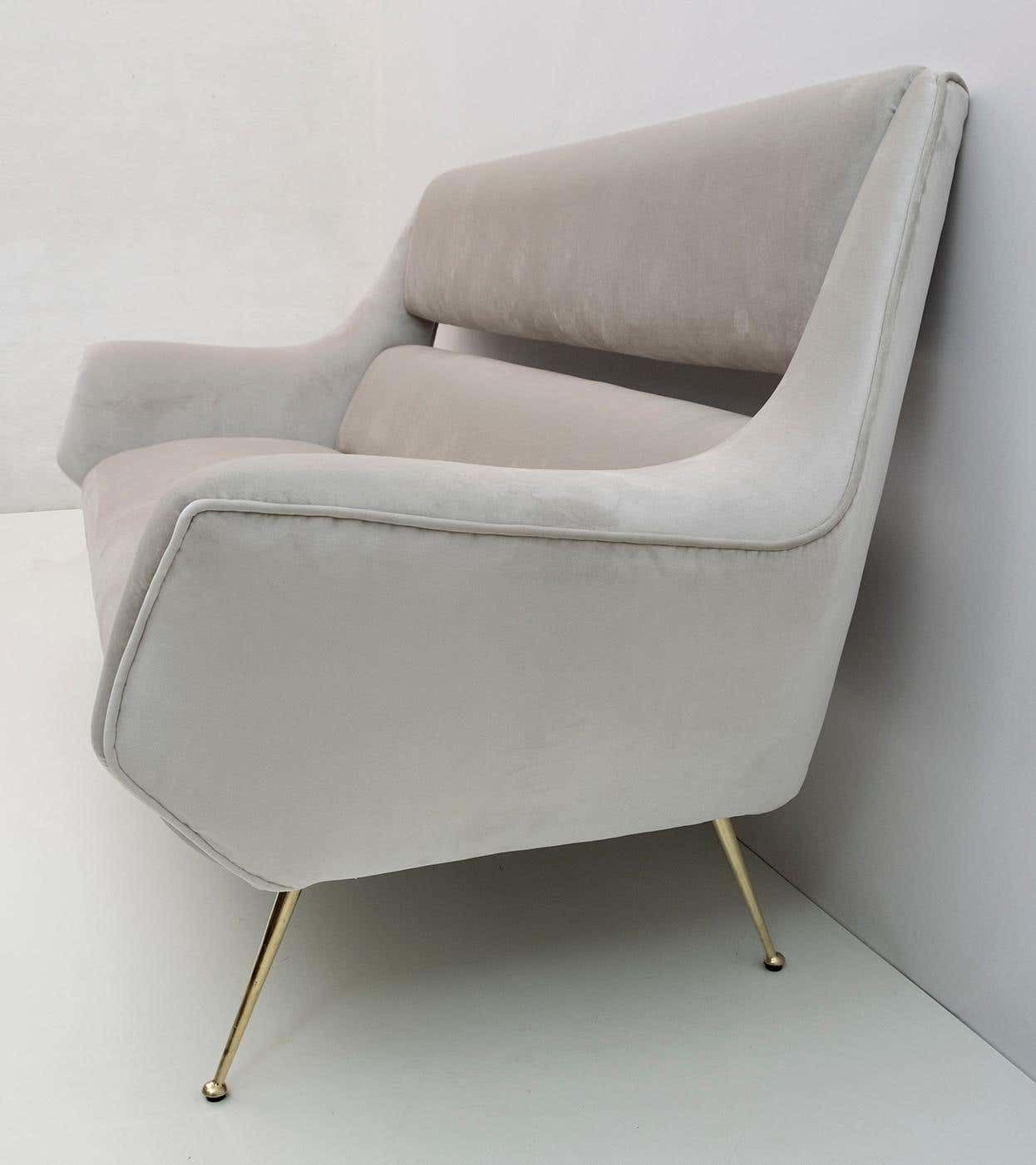 Gigi Radice Mid Century Modern Italian Velvet Sofa For Minotti, 1950s photo 6693.0