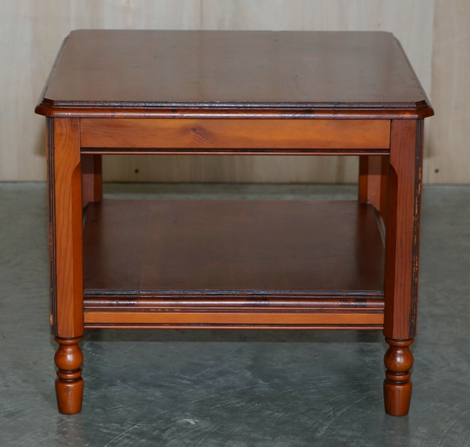 Lovely Vintage Knotty Pine Wood Side End Lamp Wine Table photo buy