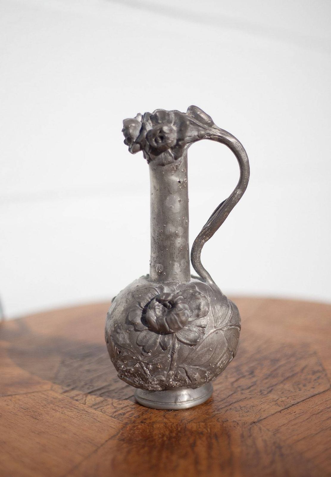Antique Tin Vase, Pure Tinplate Paris, Soliflore Tin Vase Pattern Flowers In Relief, Tinplate Art, Collection, Art Nouveau, Pewter Vase photo furniture