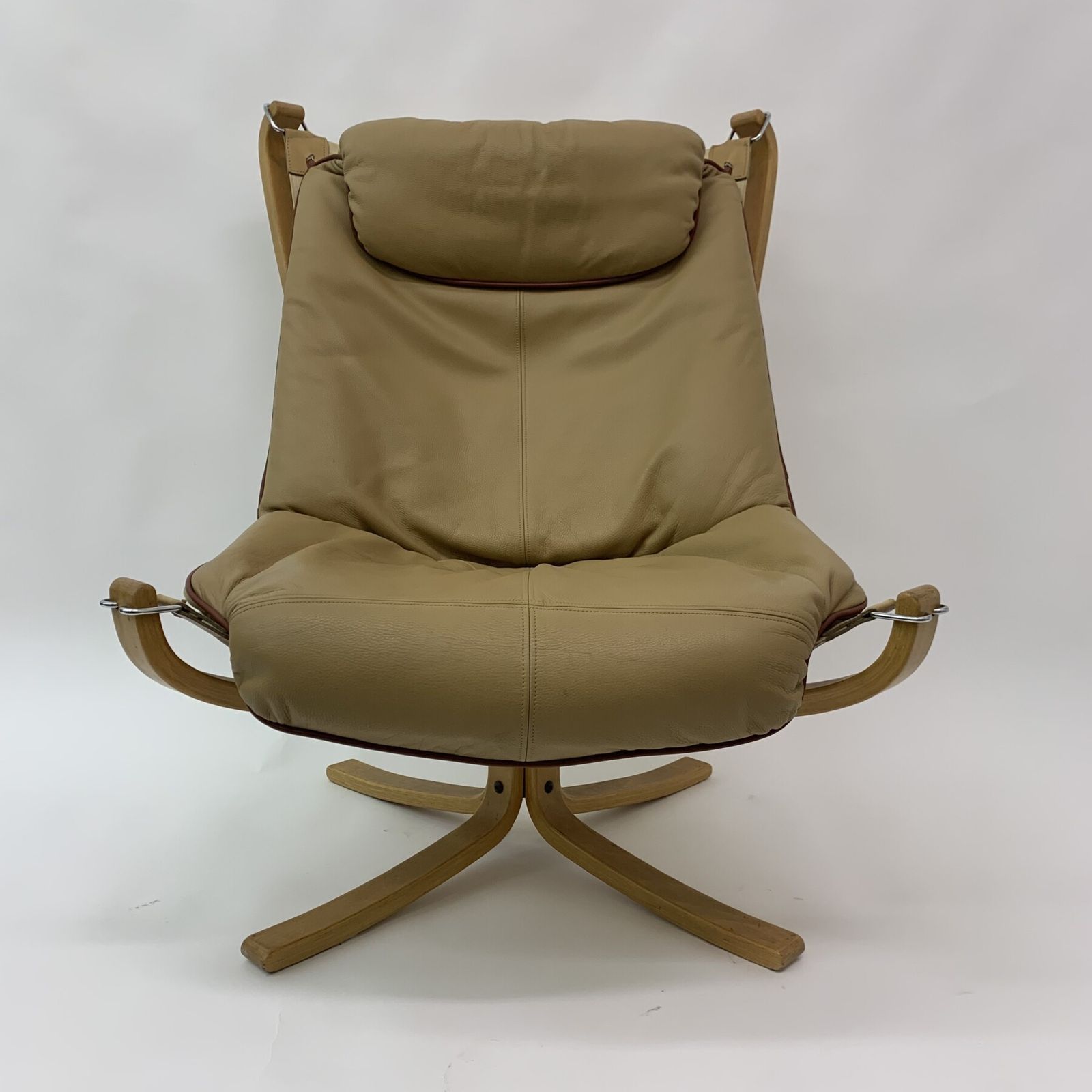 Falcon Leather Lounge Chair By Sigurd Ressel For Vatne Møbler, 1970s photo furniture