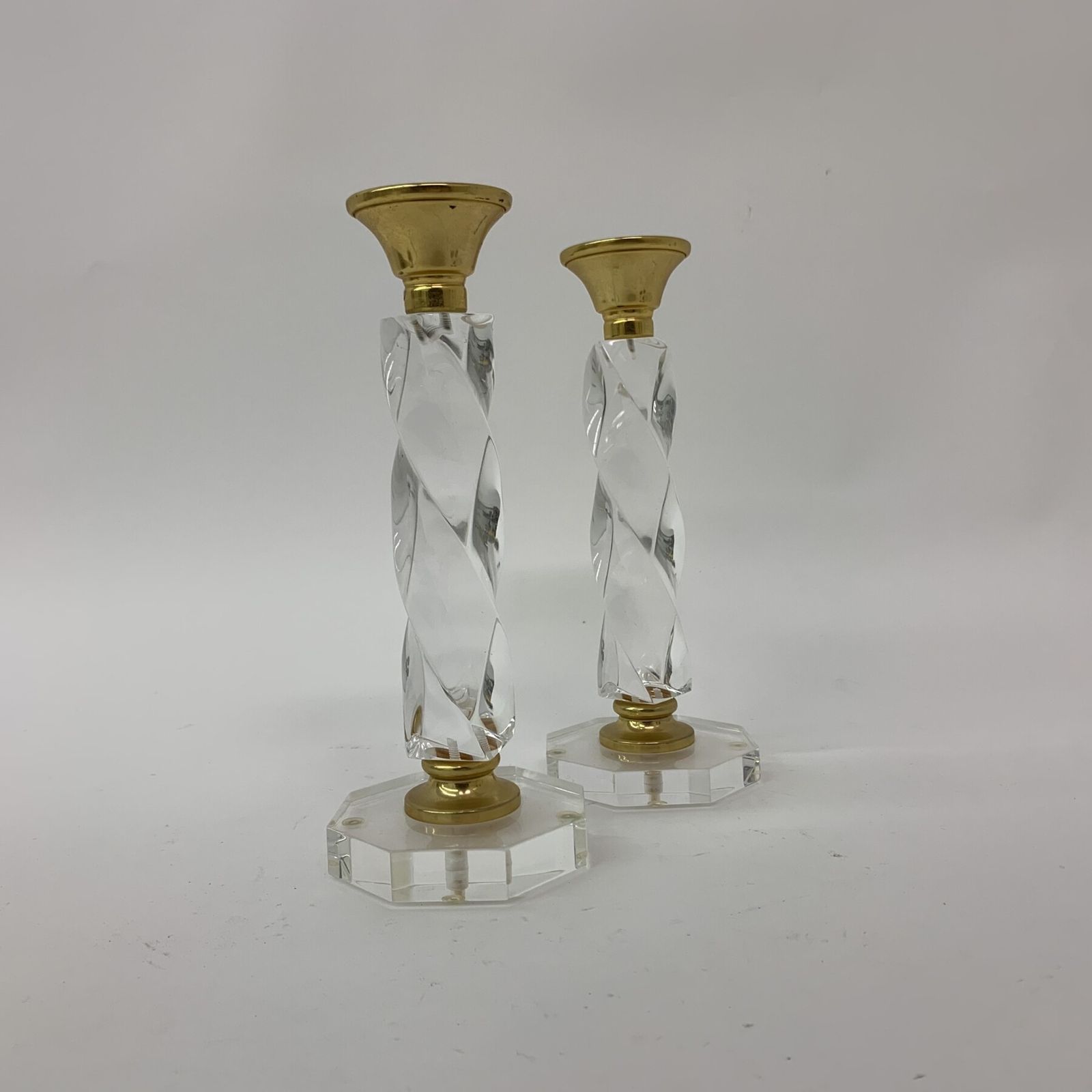 Set Of 2 Lucite Twisted Candle Sticks . 1970’s photo vinterior