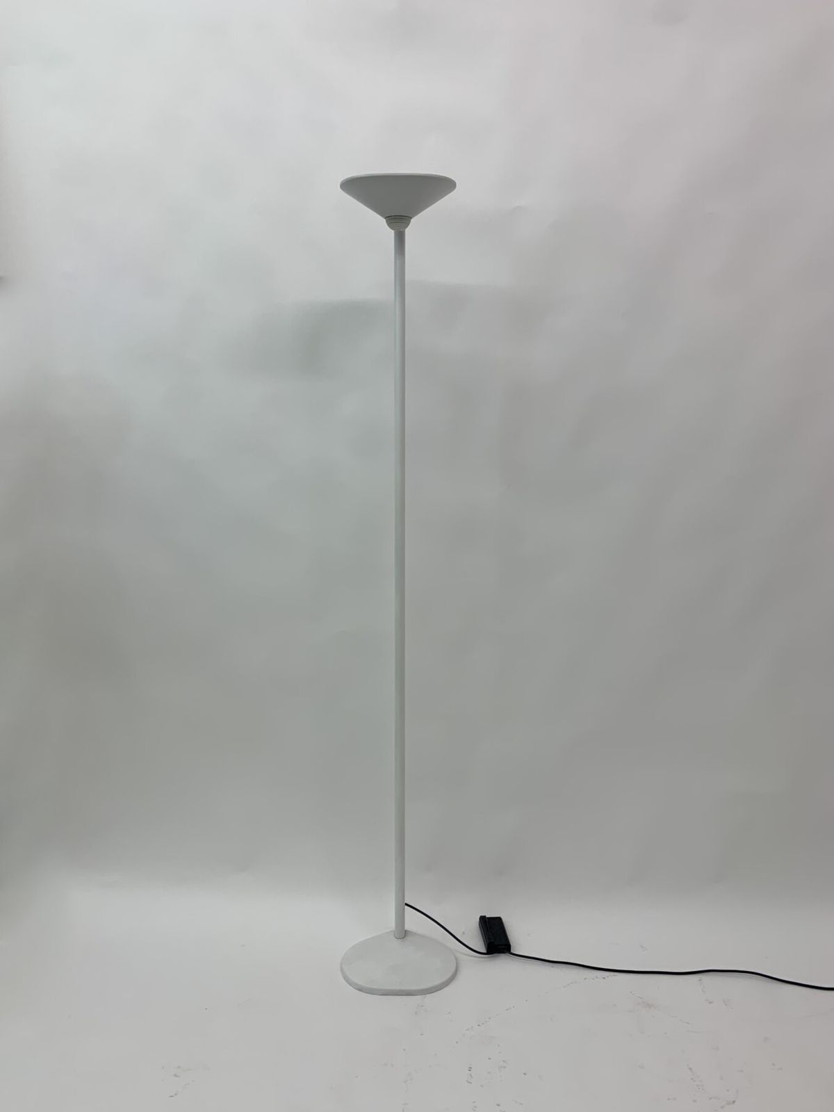 Postmodern 'Ciclope' Halogeenstaande Lamp Van Barbieri Marianelli, Italië photo 775.0