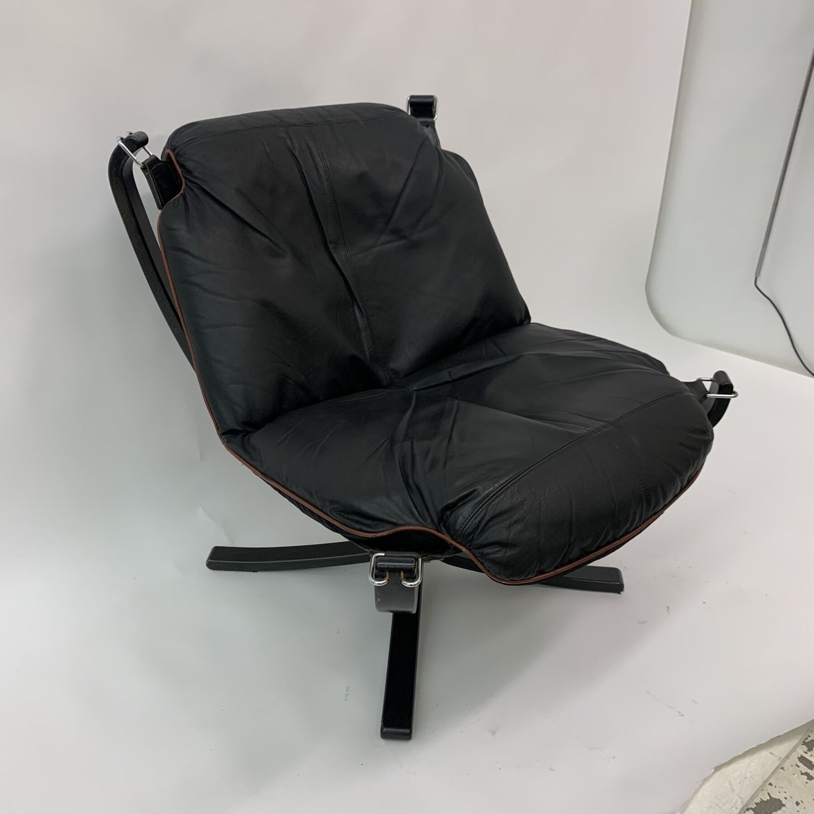 Falcon Leather Lounge Chair By Sigurd Ressel For Vatne Møbler, 1970s photo for sale