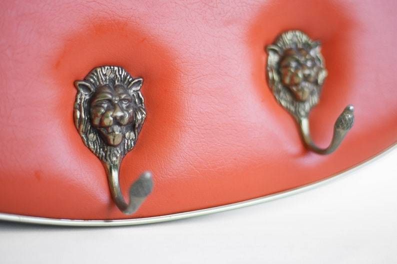 Vintage Coat Rack Orange Skaï  Cloakroom Hooks,Lion  Oval Mirror Entrance  Wall photo vinterior