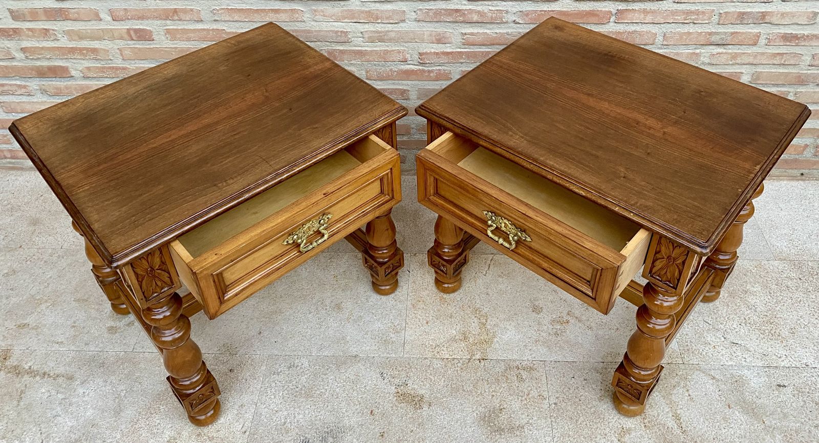 20th Century Pair Of Spanish Nightstands With One Drawer And Bronze Hardware photo for sale