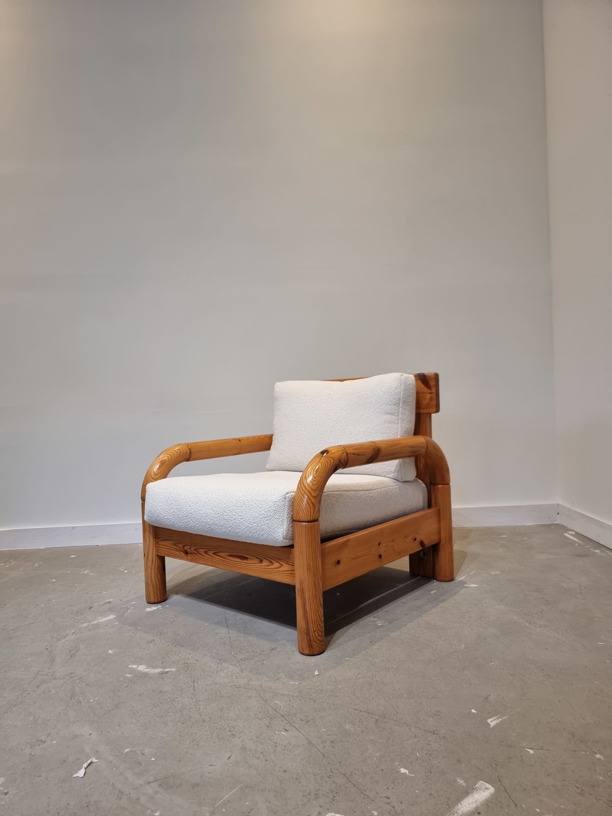 Daumillier Pine Teddy Easy Chair photo for sale