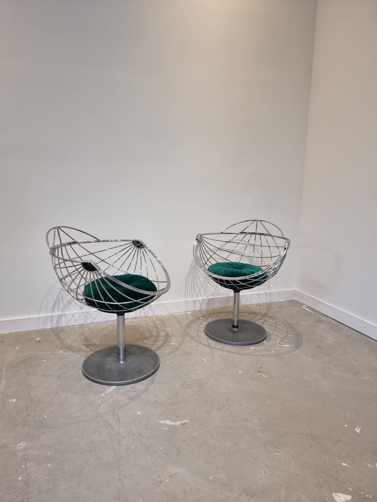 Set Of Two Atomic Ball Chairs By Rudi Verelst photo furniture