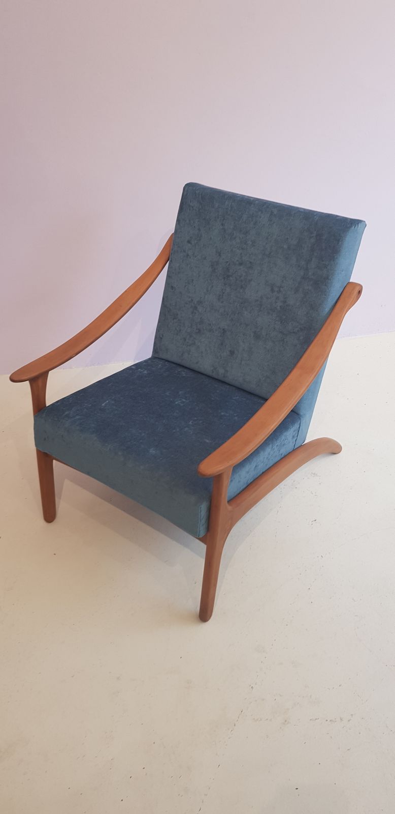 photo furniture Lounge Chair Arne Hovmand Olsen For P. Mikkelsen
