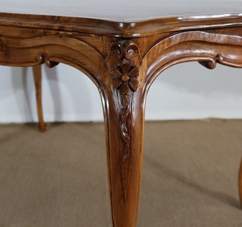 1823.1 Living Room Table In Solid Walnut In The Style Of Louis XV, Early 20th Century photo