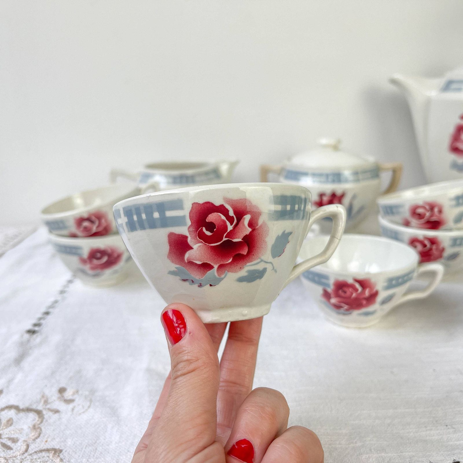 Vintage Tea Service In Flowered Earthenware Sarreguemines Model "Troyes" ~ Vintage Coffee Service Made In France ~ Tea Cups ~ Teapot photo for sale