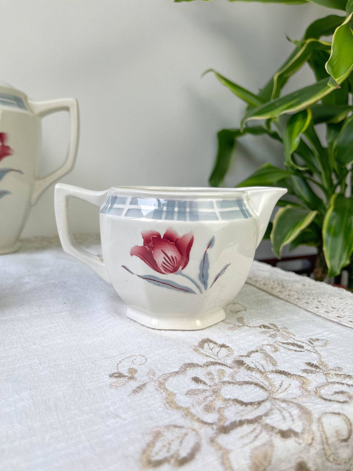 Vintage Tea Service In Flowered Earthenware Sarreguemines Model "Troyes" ~ Vintage Coffee Service Made In France ~ Tea Cups ~ Teapot photo 100.0