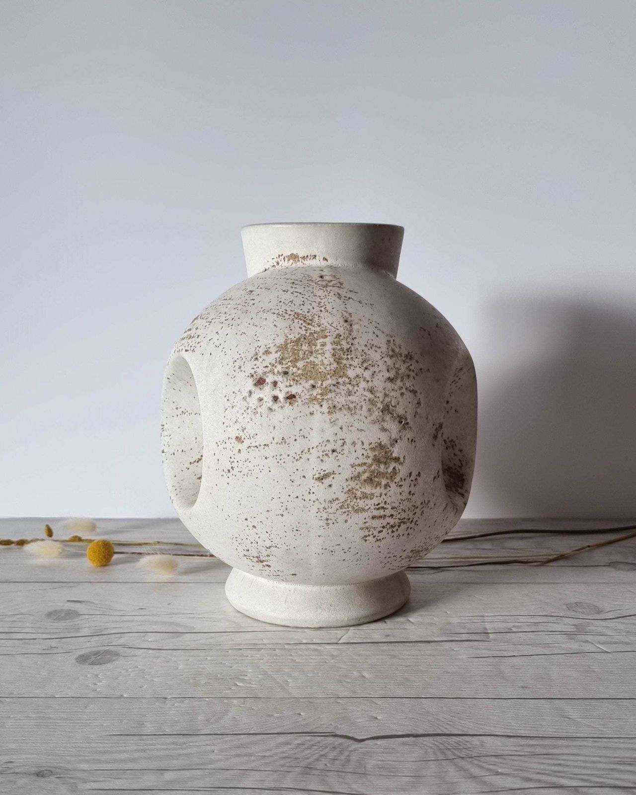 Duif Keramiek Sculptural Globe, Statement Jug Vase In Nutmeg Speckled Stoneware Cream Glaze, 1970s photo vintage