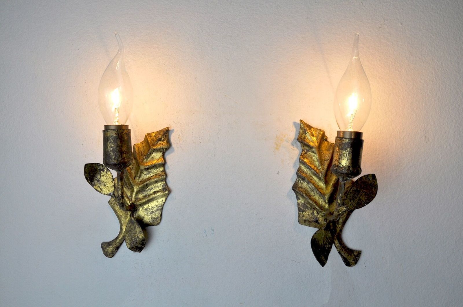 Pair Of Midcentury Wall Lamps "Leaves", Italy, 1970 photo 604.0