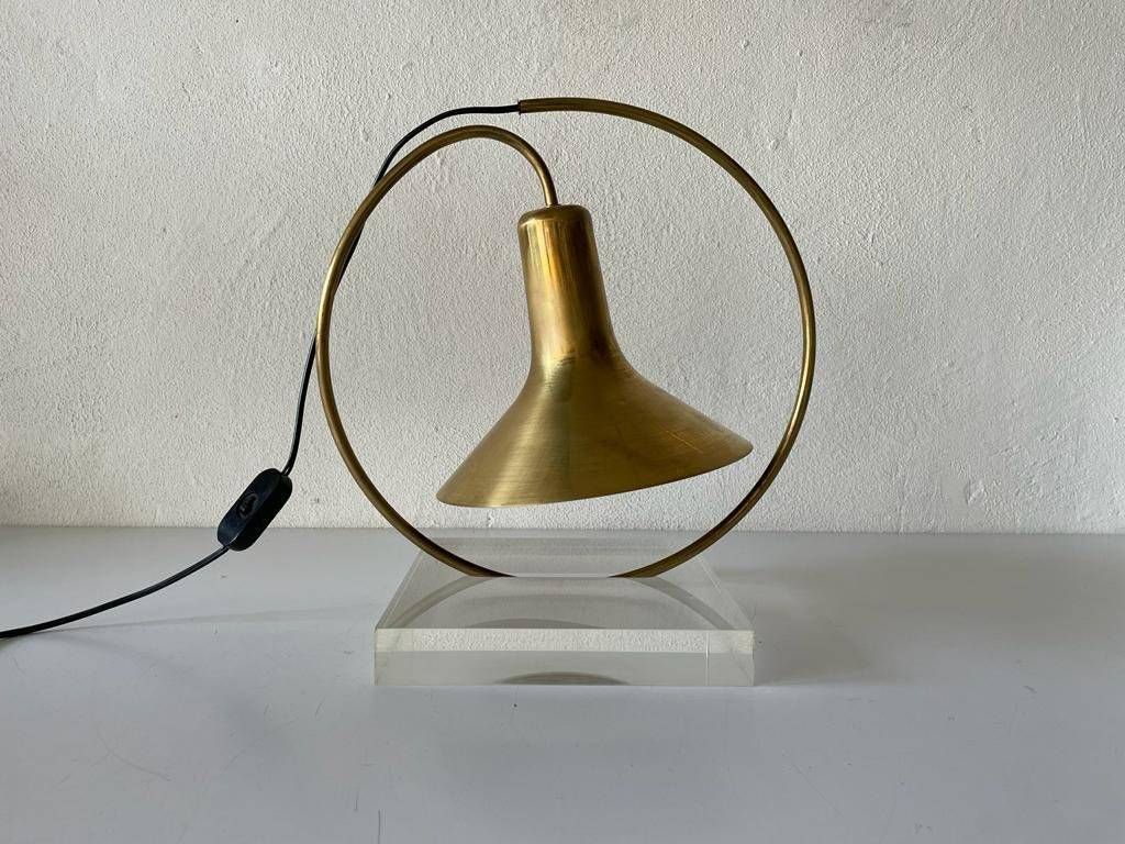 Italian Brass & Lucite Trumpet Design Table Lamp, 1960s, Italy photo Lighting
