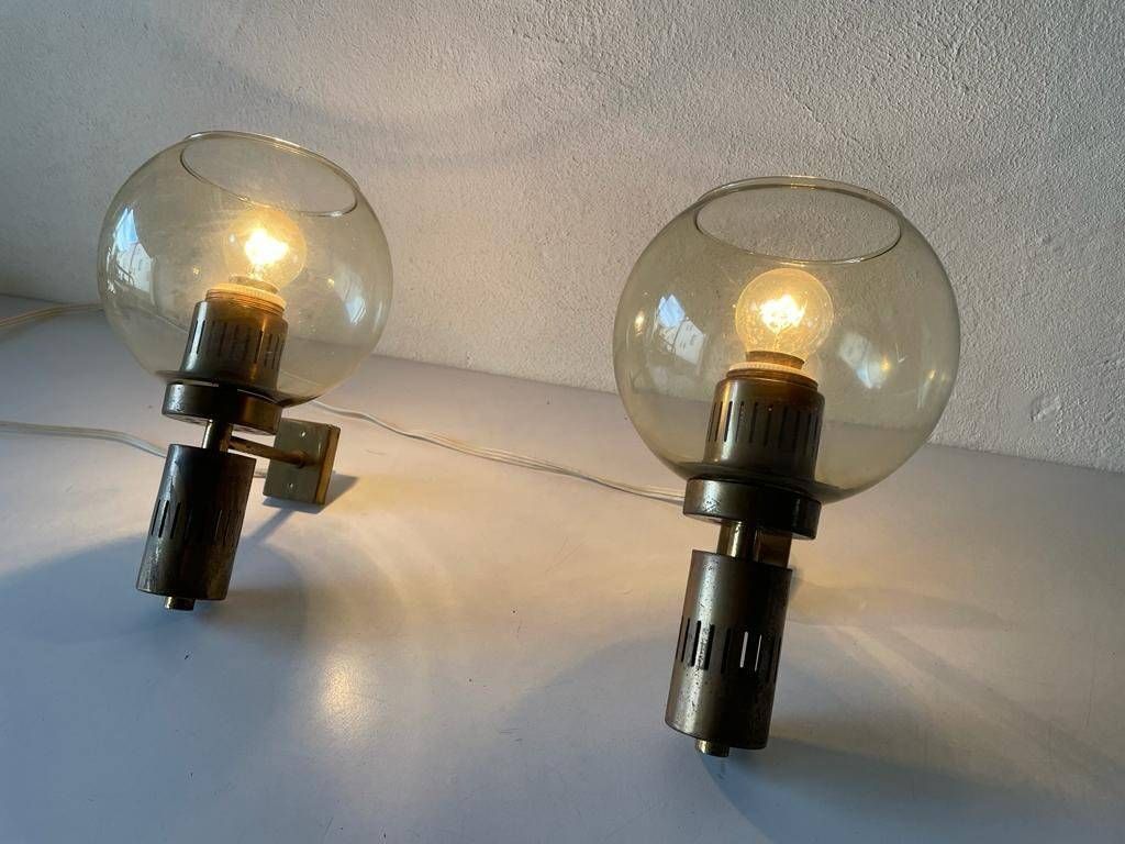 Mid Century Modern Smoke Glass Pair Of Sconces, In Style Of Stilnovo, 1960s, Italy photo vinterior