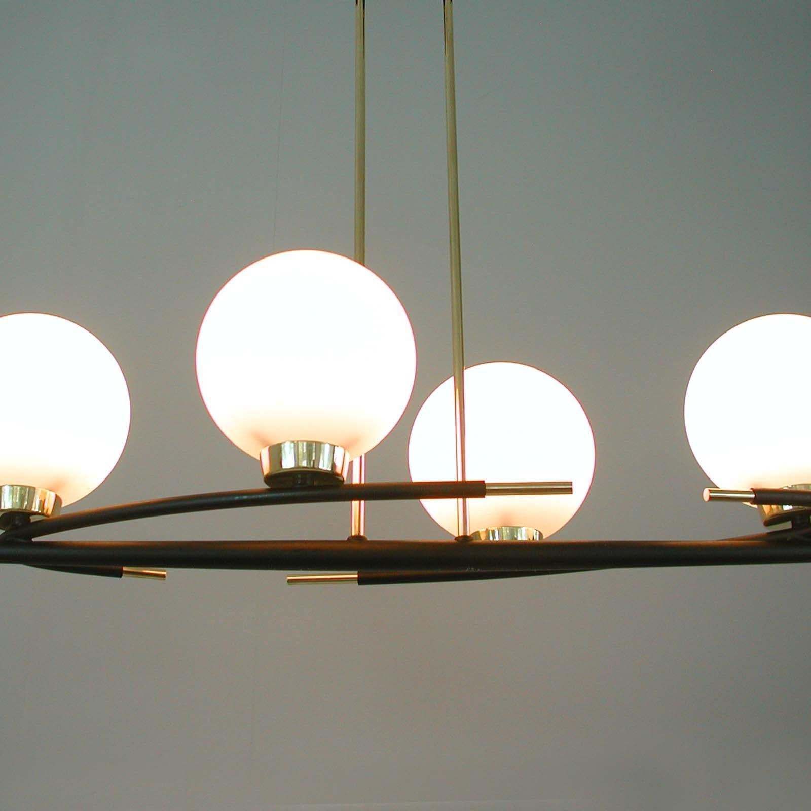 photo vinterior French Maison Arlus Brass And Opaline Glass Chandelier, 1960s