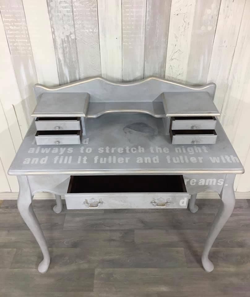 photo furniture Hand Painted Bonheur Du Jour With Virginia Woolf Theme