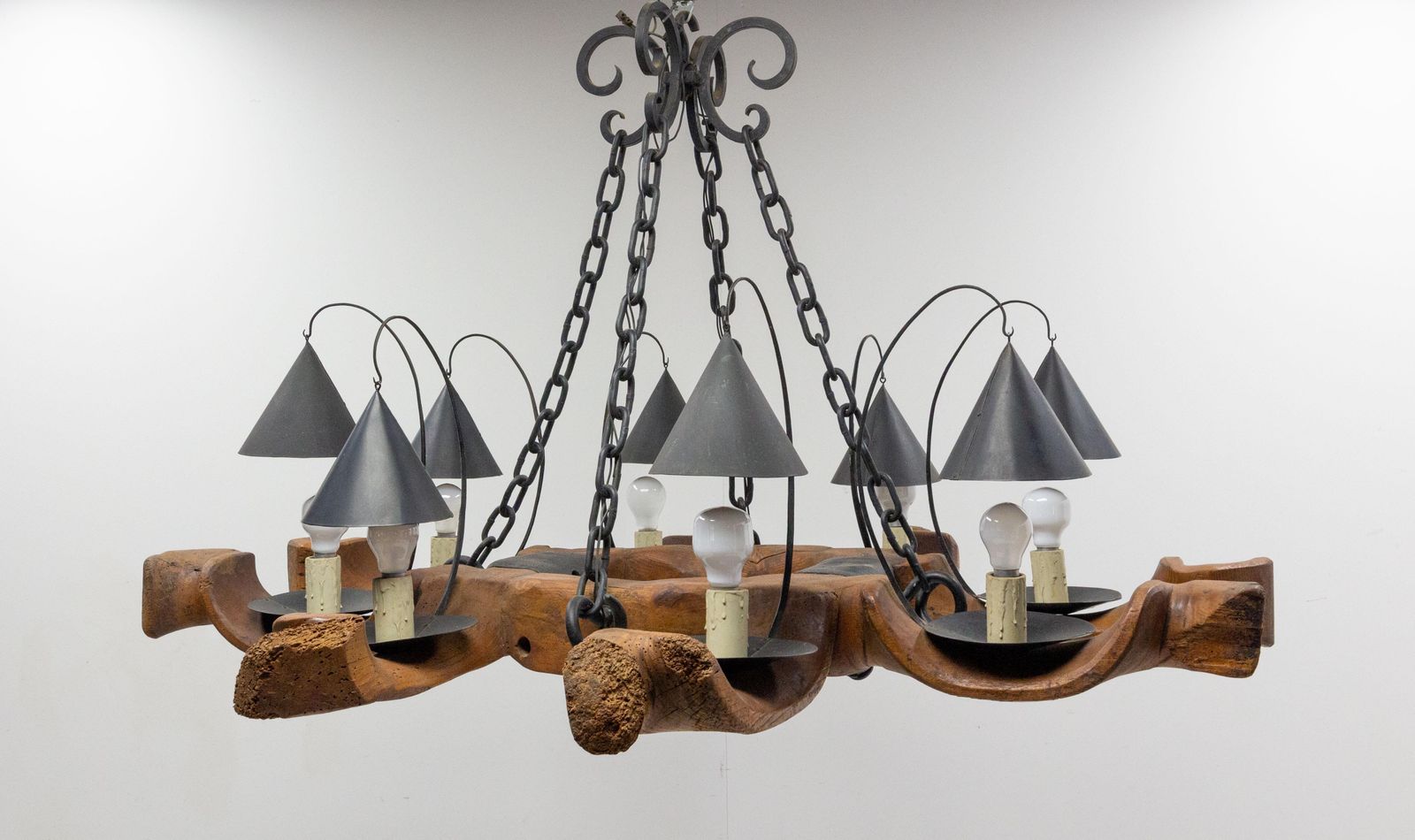 Lustre français mid-century à quatre jougs, pièce unique photo for sale