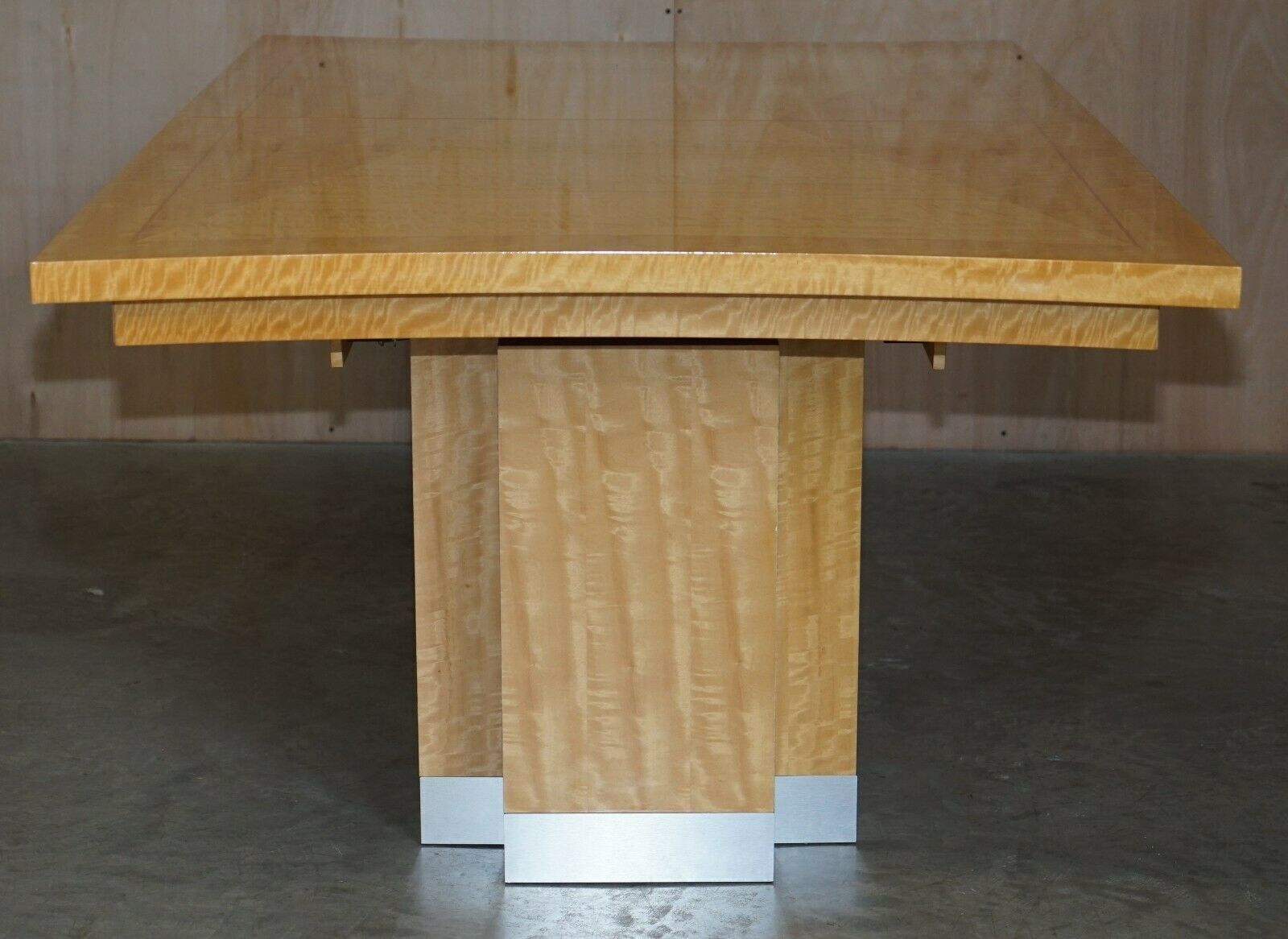 Giorgio Collection Huge Extending Burr Satinwood Dining Table Suite photo vinterior