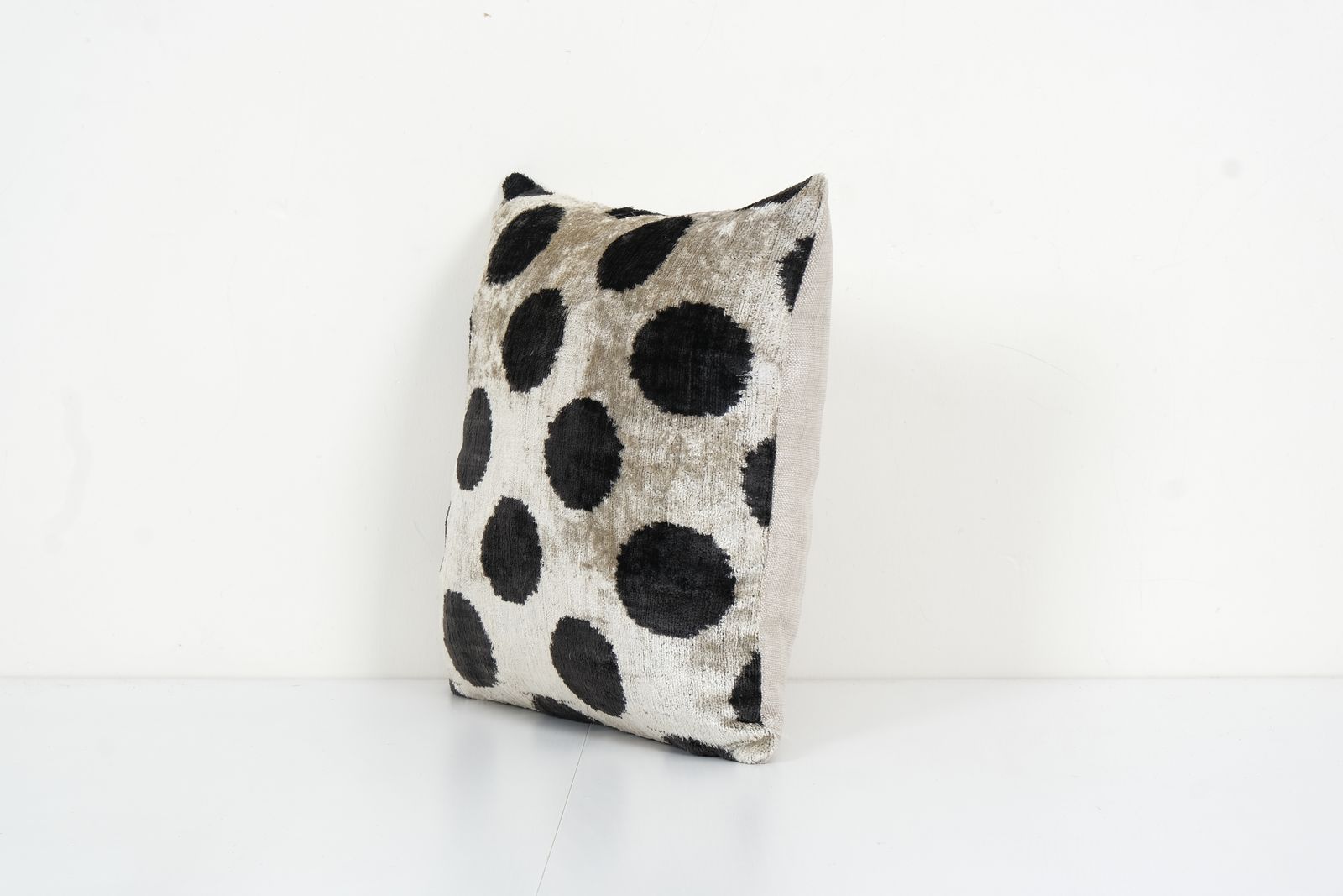 Black Silk Ikat Velvet Pillow Cover, Polka Dot Ikat Lumbar Cushion Cover, Decorative Pillowcase 16" X 16" photo vinterior