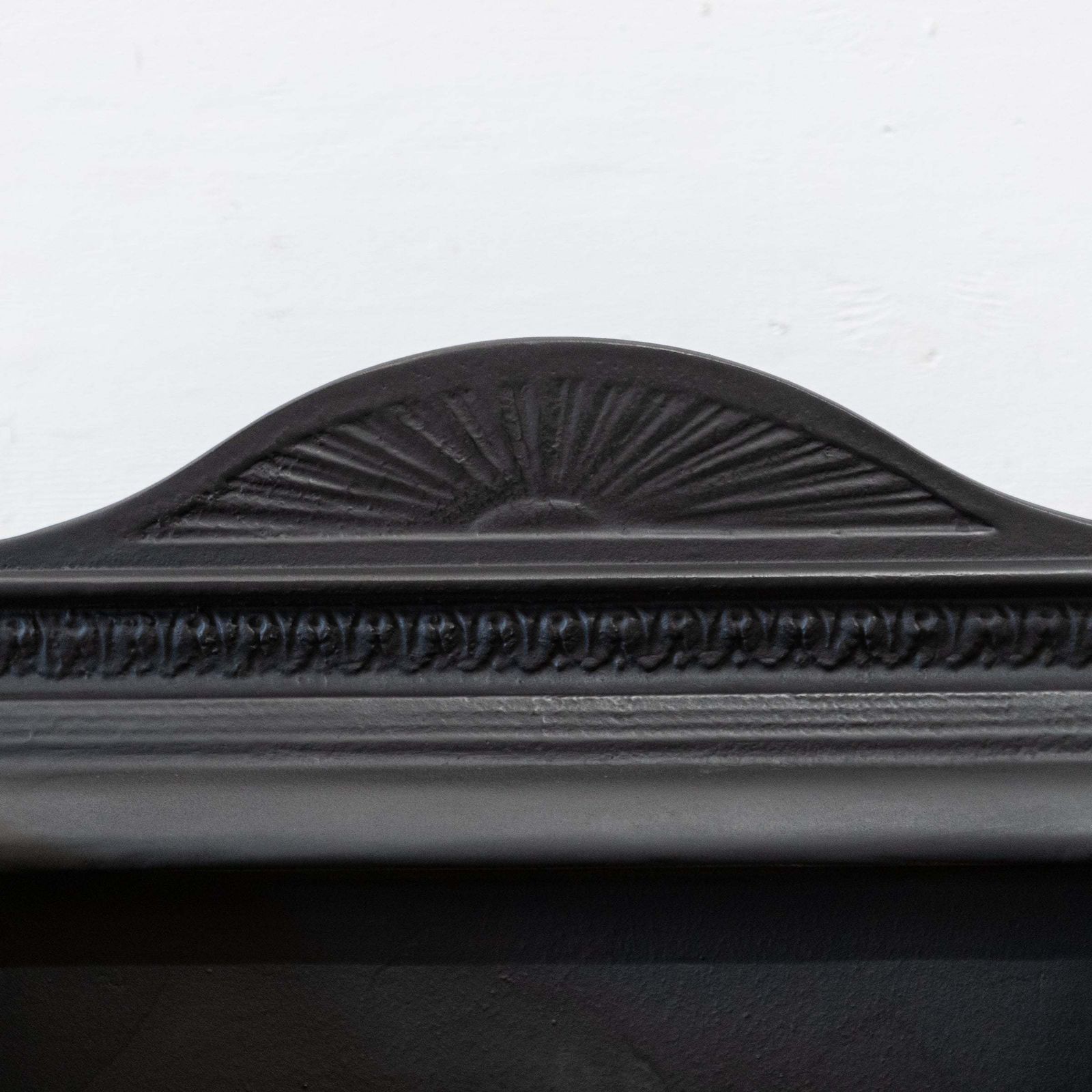 Victorian Style Cast Iron Fire Basket With Finials photo vinterior