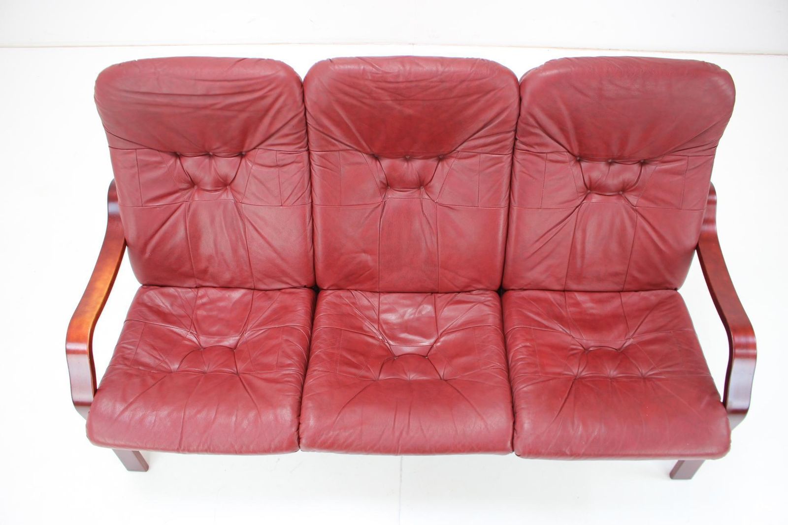 1980 Three Seater Leather Sofa, Ton Czechoslovakia photo 866.0