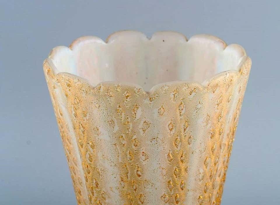 Barovier And Toso, Venice. Large Vase In Mouth Blown Art Glass. 1960s photo for sale