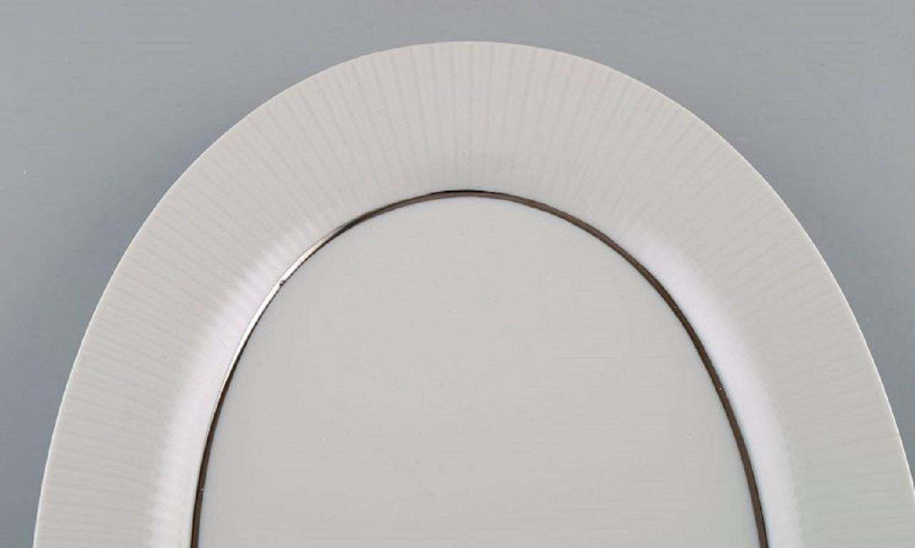 Tapio Wirkkala For Rosenthal, Rare Modulation Serving Dish In Fluted Porcelain photo furniture